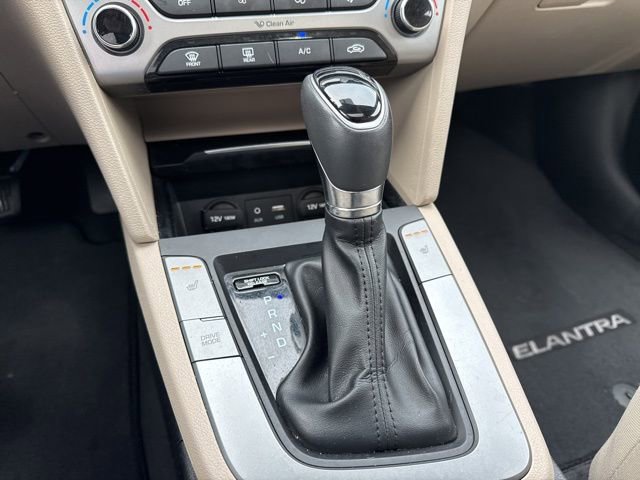 Used 2017 Hyundai Elantra Value Edition image 10