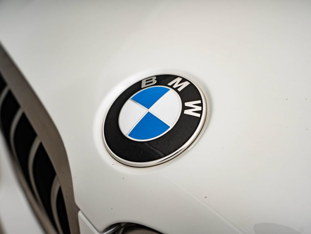Used 2019 BMW X6 xDrive35i w/ Premium Package AWD/4WD image 3