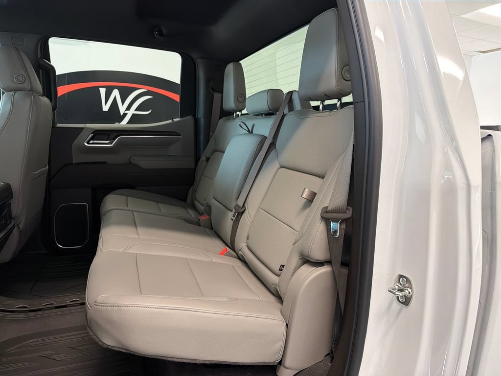 New 2026 GMC Sierra 1500 SLT w/ SLT Premium Package AWD/4WD image 9