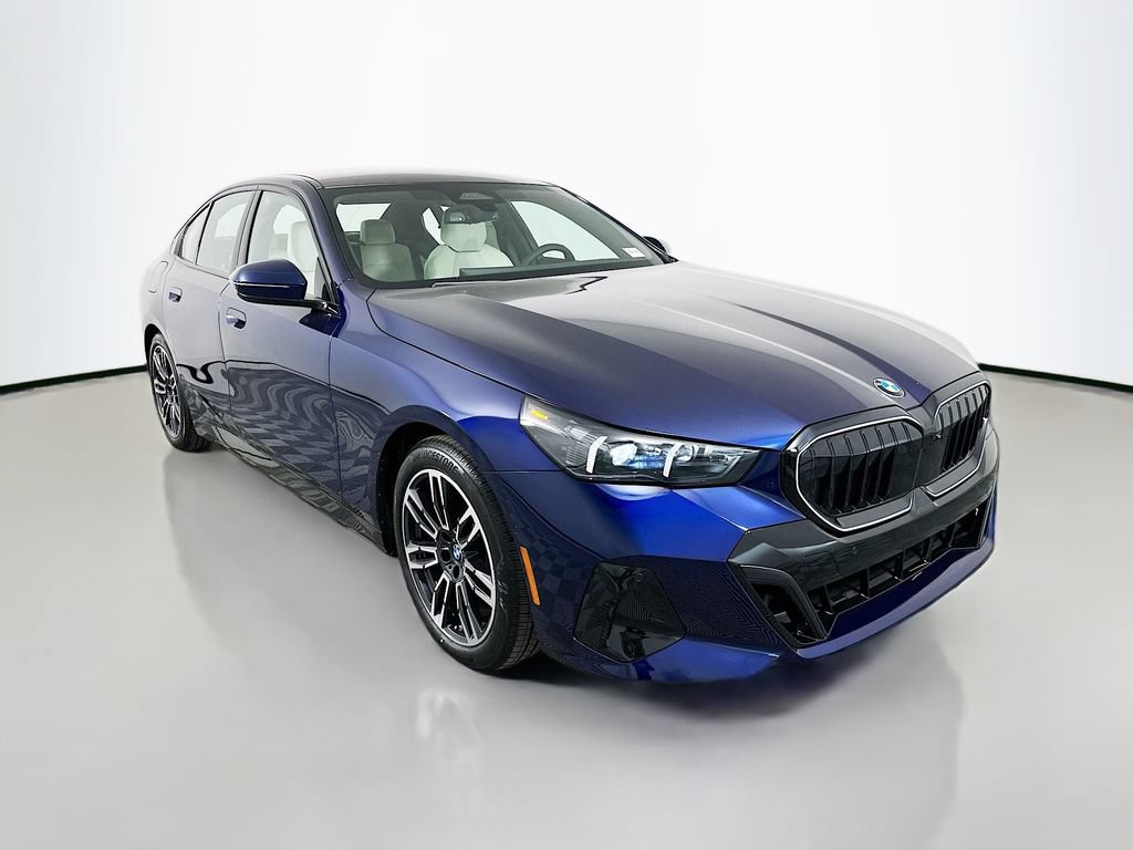 Used 2026 BMW 530i xDrive w/ Executive Package AWD/4WD image 3