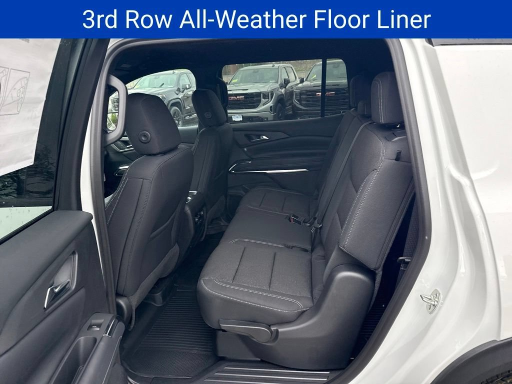 New 2026 Chevrolet Traverse LT w/ LPO, Floor Liner Package AWD/4WD image 11