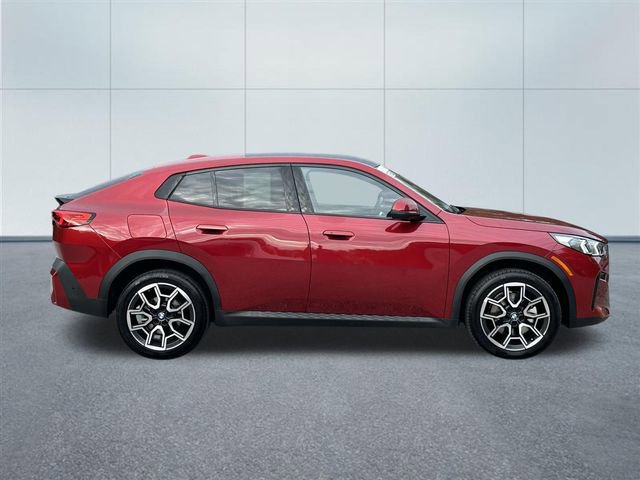 Certified 2025 BMW X2 xDrive28i w/ Convenience Package image 5