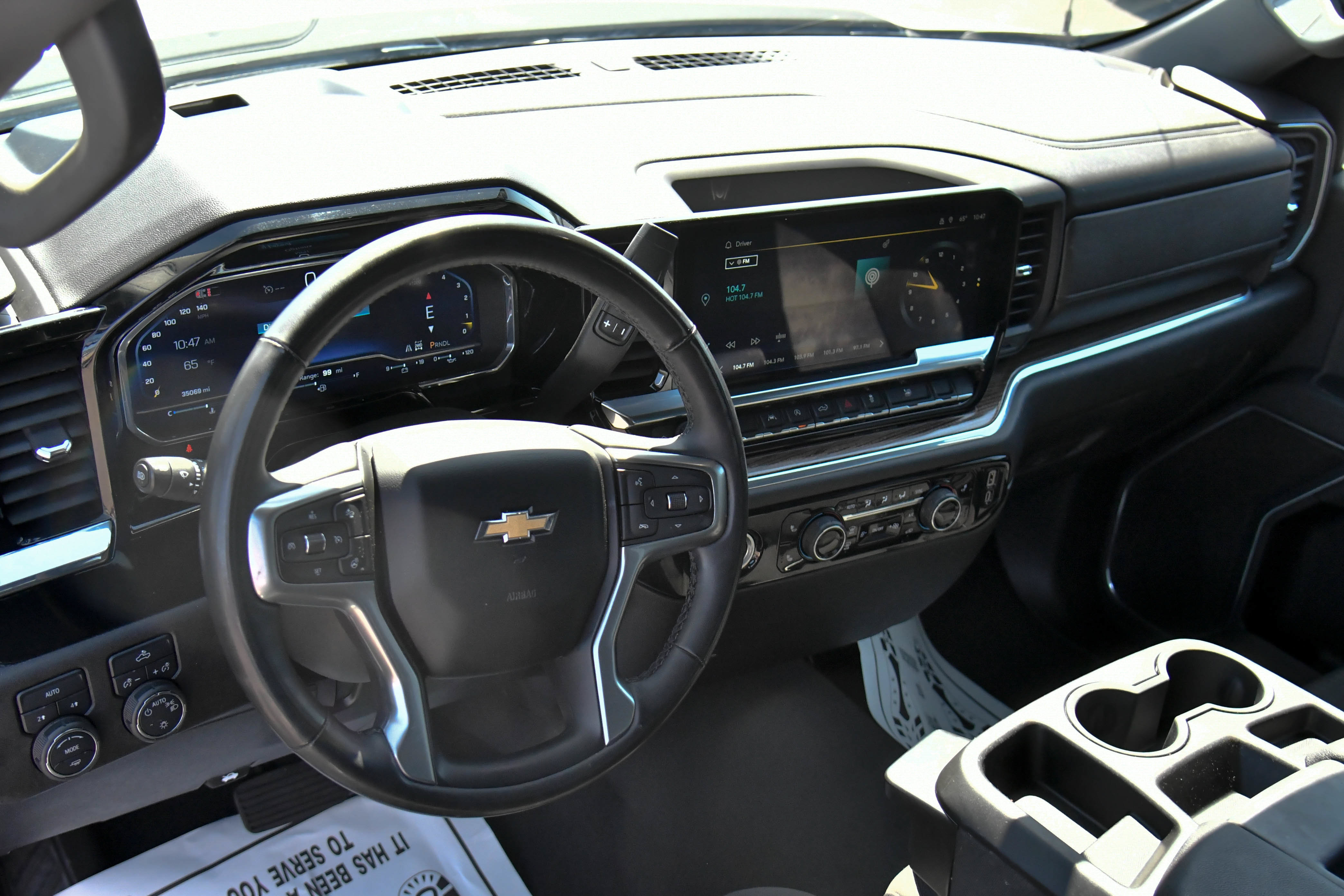 Used 2024 Chevrolet Silverado 1500 LT w/ Protection Package AWD/4WD image 14