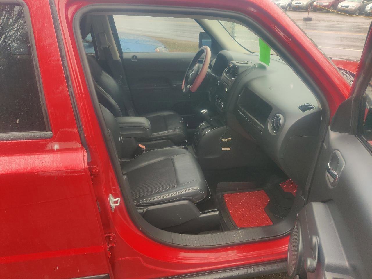 Used 2017 Jeep Patriot Sport FWD image 16