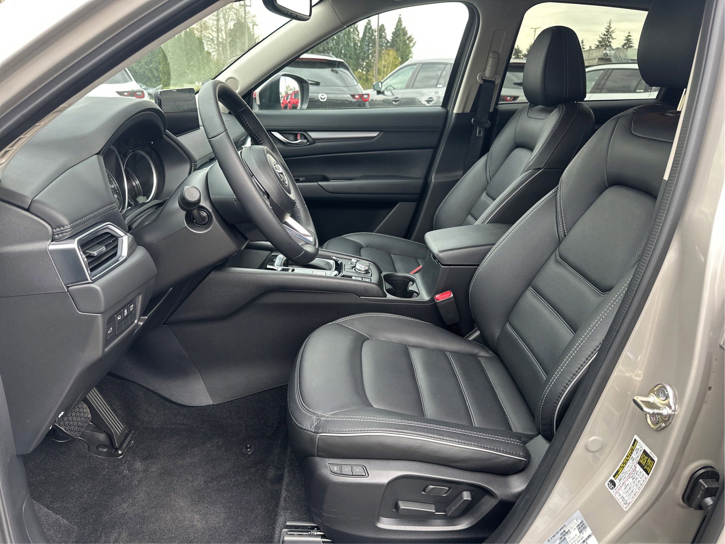 Certified 2025 MAZDA CX-5 AWD 2.5 S w/ Preferred Package image 9