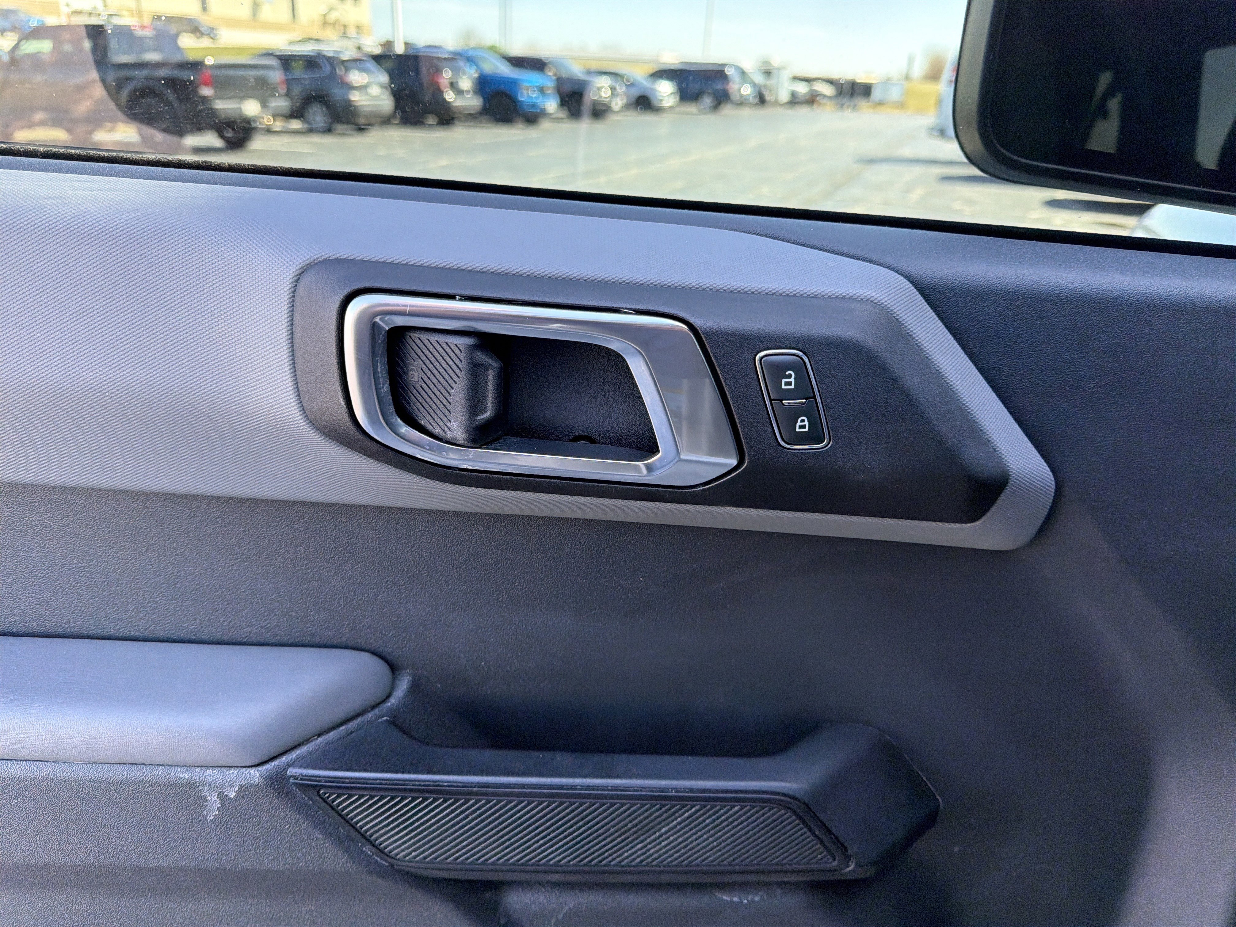 Used 2023 Ford Bronco 4-Door AWD/4WD image 19