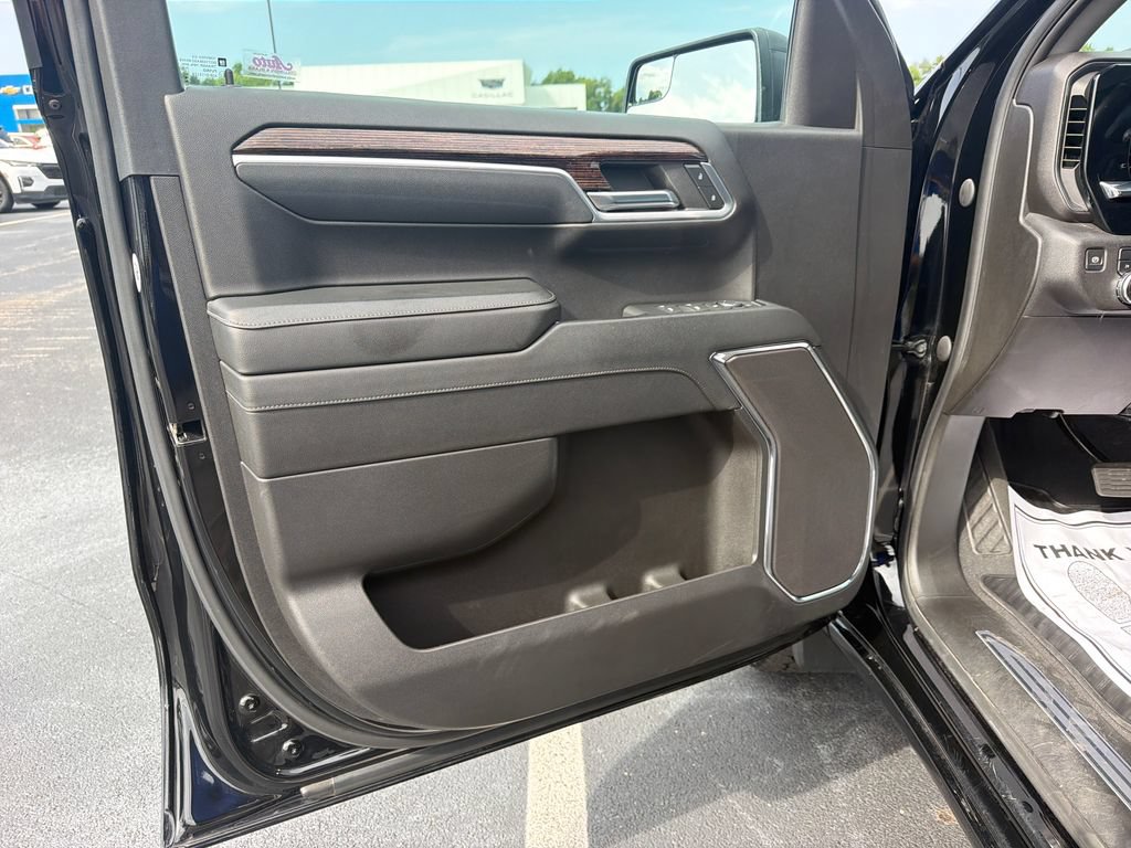 Used 2023 GMC Sierra 1500 Elevation AWD/4WD image 14