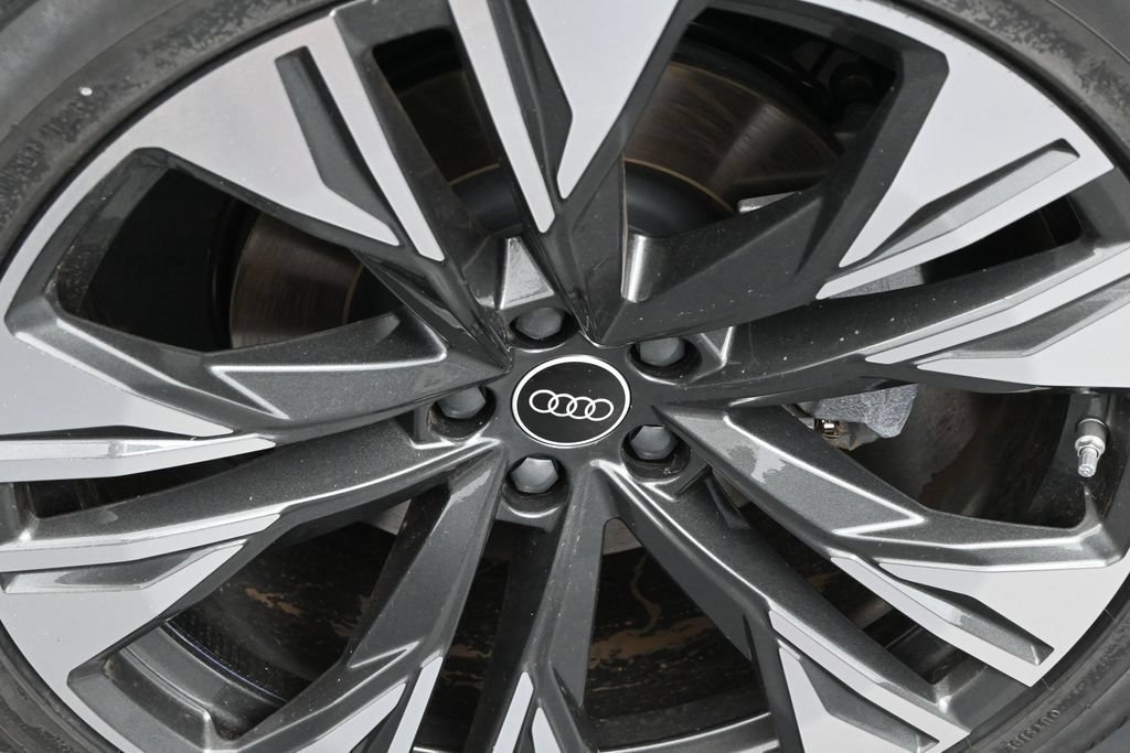 New 2026 Audi Q8 Premium Plus AWD/4WD image 21