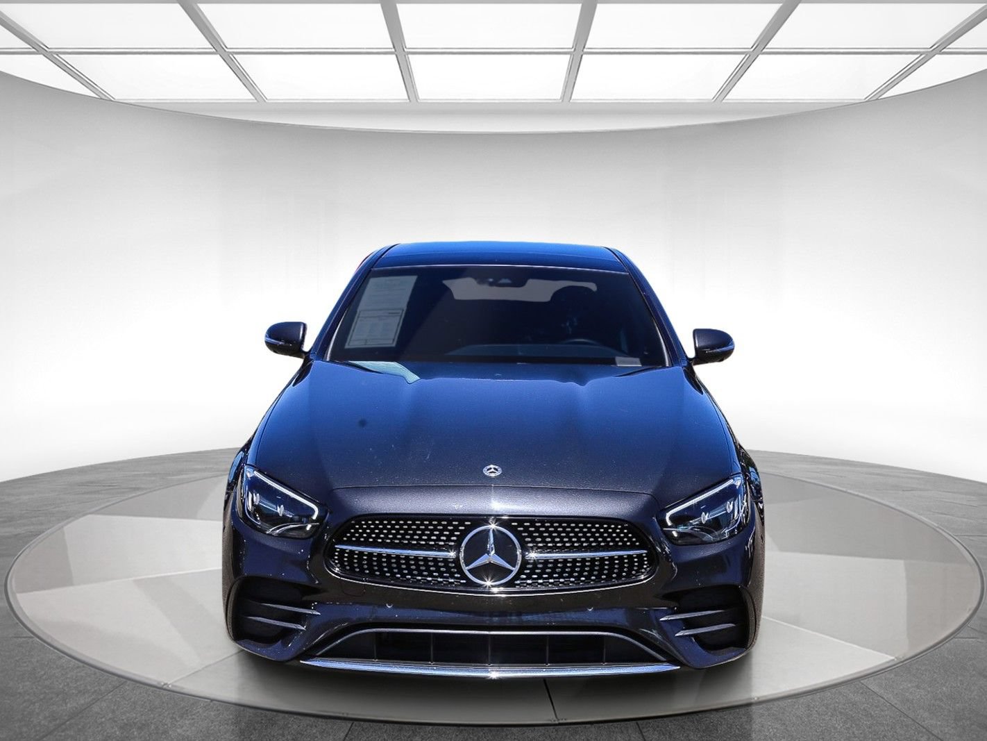 Used 2023 Mercedes-Benz E 350 Sedan image 6