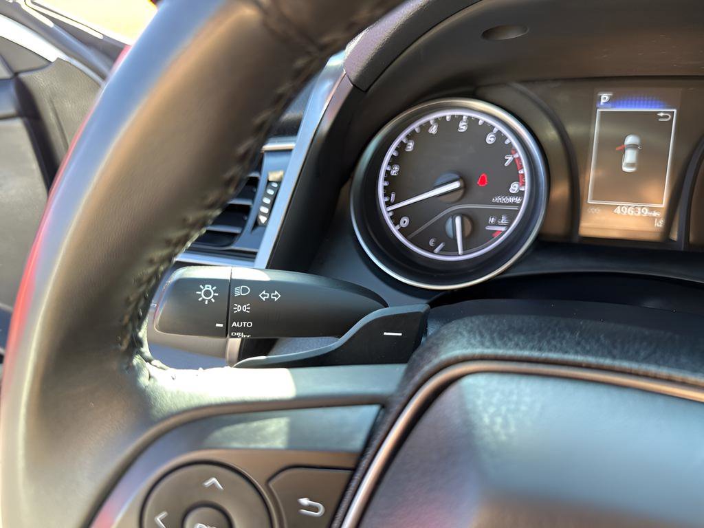 Used 2023 Toyota Camry SE w/ Convenience Package image 31