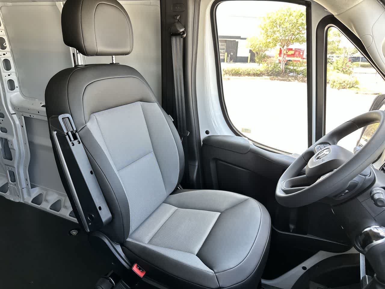New 2026 RAM ProMaster 3500 w/ Premium Convenience Group FWD image 16