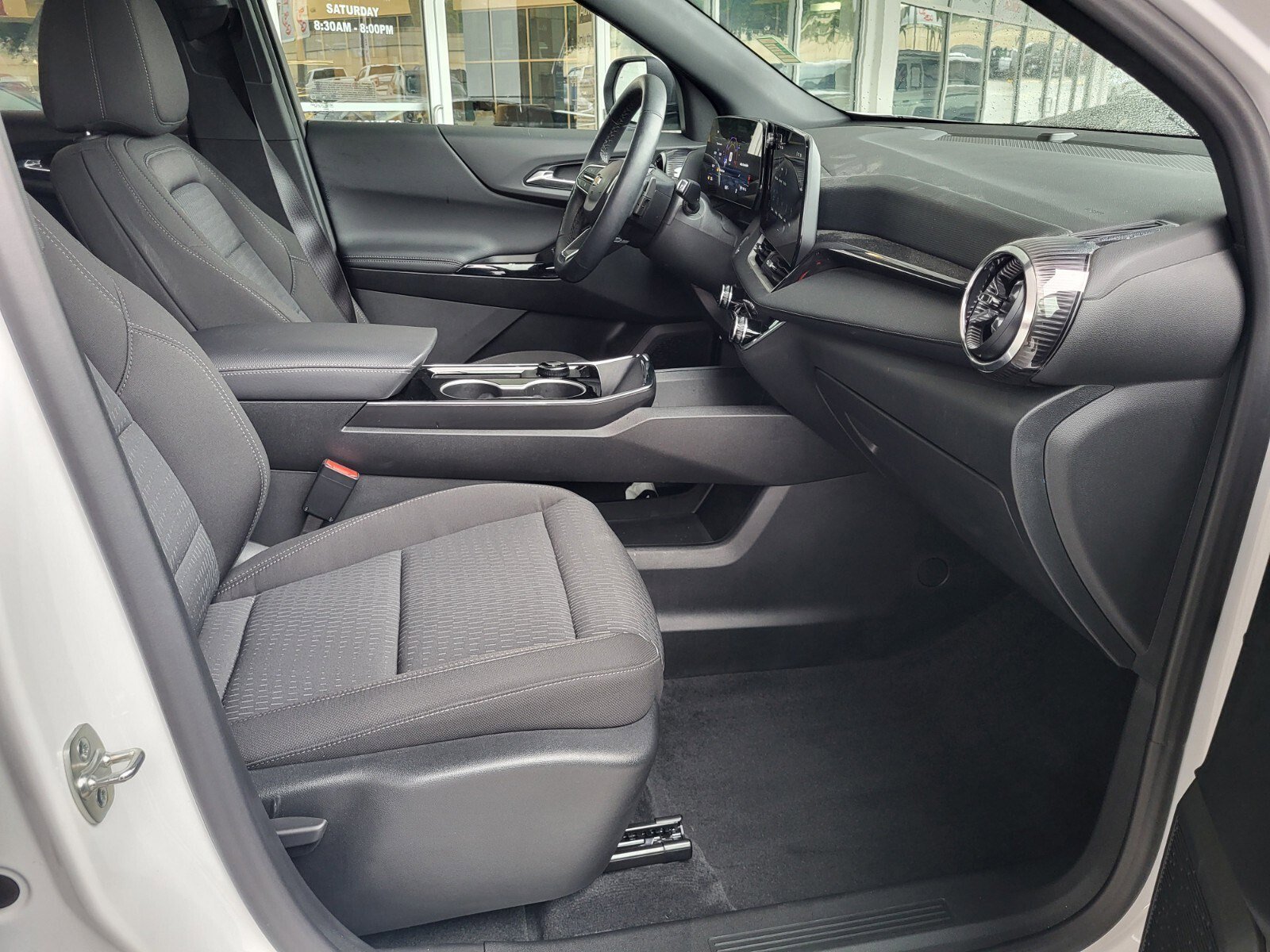 Used 2026 Chevrolet Equinox LT w/ Safety and Technology Package image 10