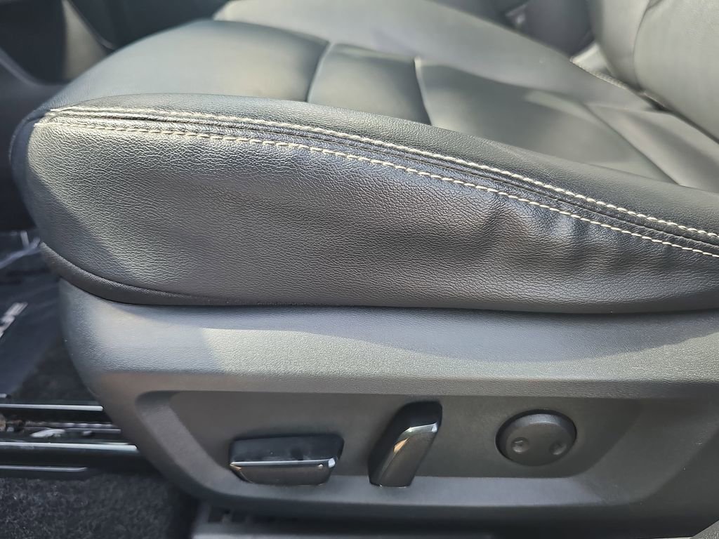 Used 2023 Nissan Rogue SL w/ SL Premium Package AWD/4WD image 28