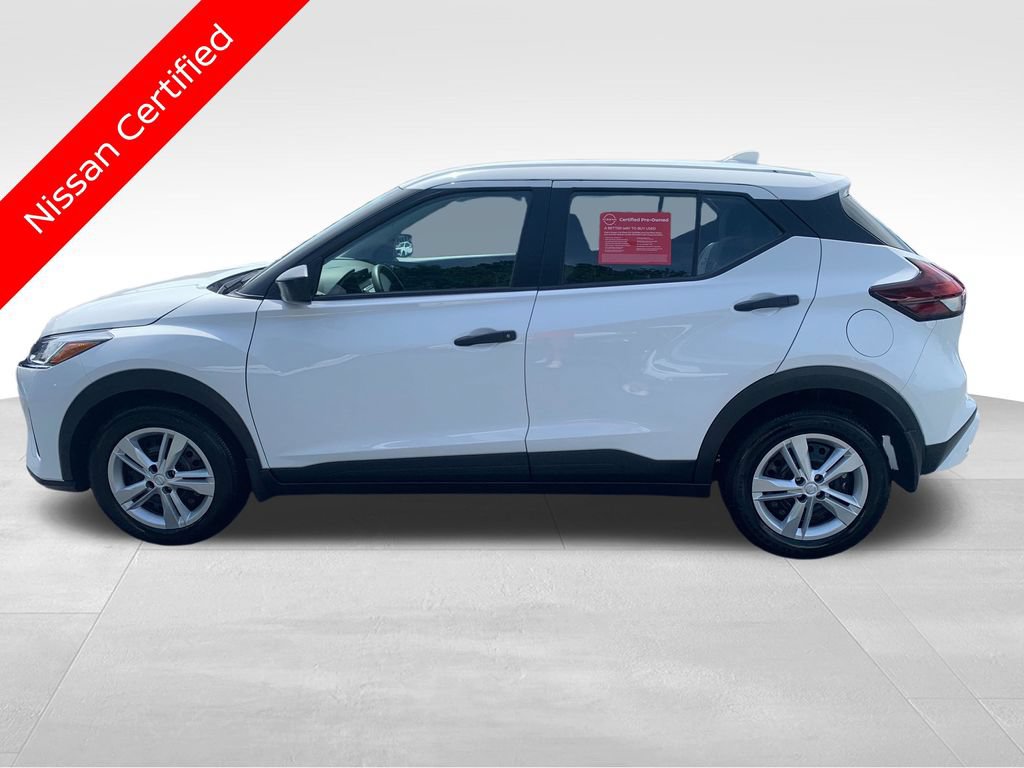 Used 2025 Nissan Kicks Play S FWD image 2
