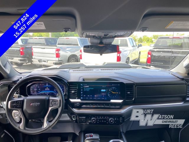 Used 2023 Chevrolet Silverado 1500 LT Trail Boss w/ Convenience Package II AWD/4WD image 18