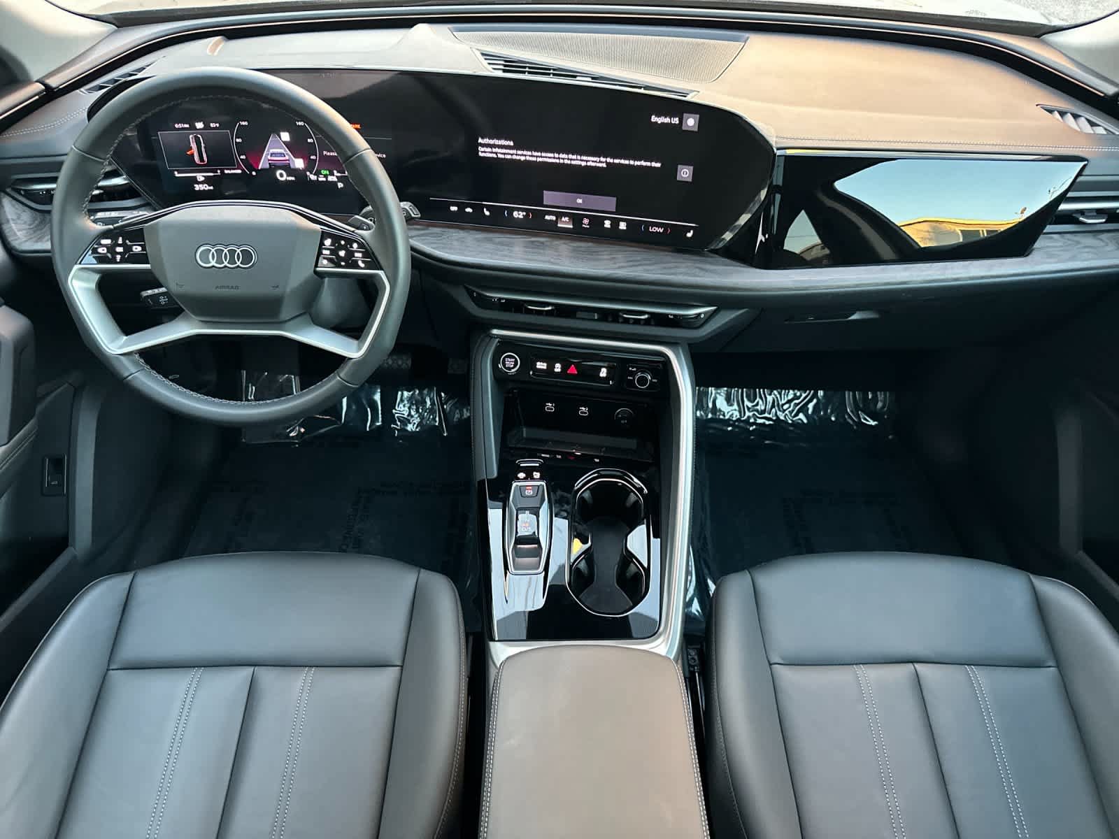 Used 2025 Audi Q5 Premium w/ Convenience Package AWD/4WD image 3
