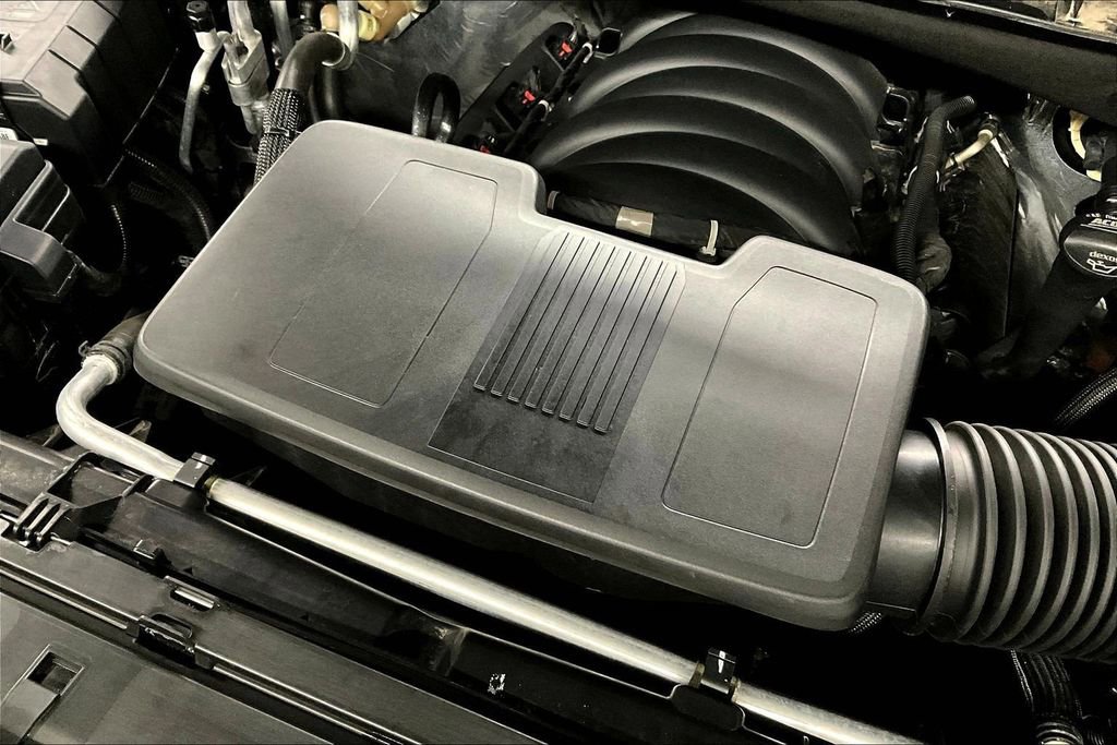 Certified 2024 Cadillac Escalade Premium Luxury image 32