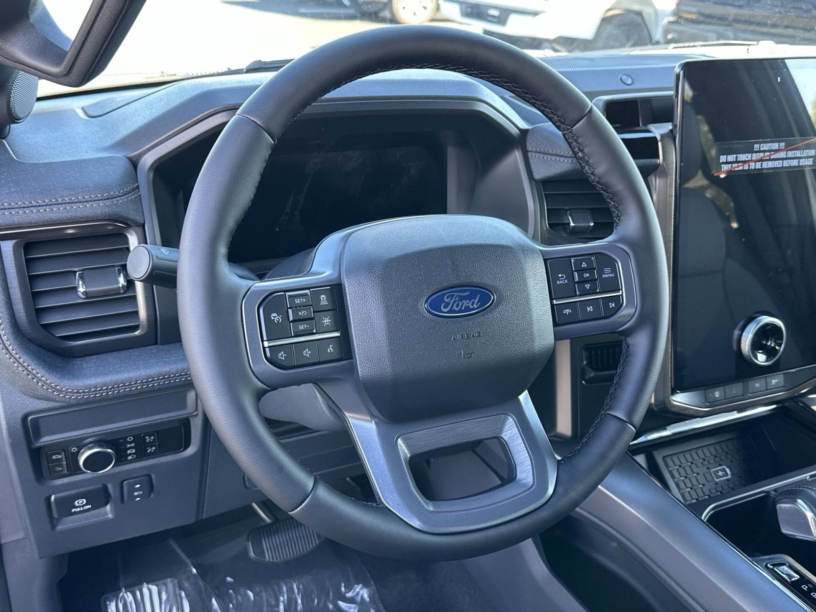 New 2025 Ford F150 Lightning Lariat image 18