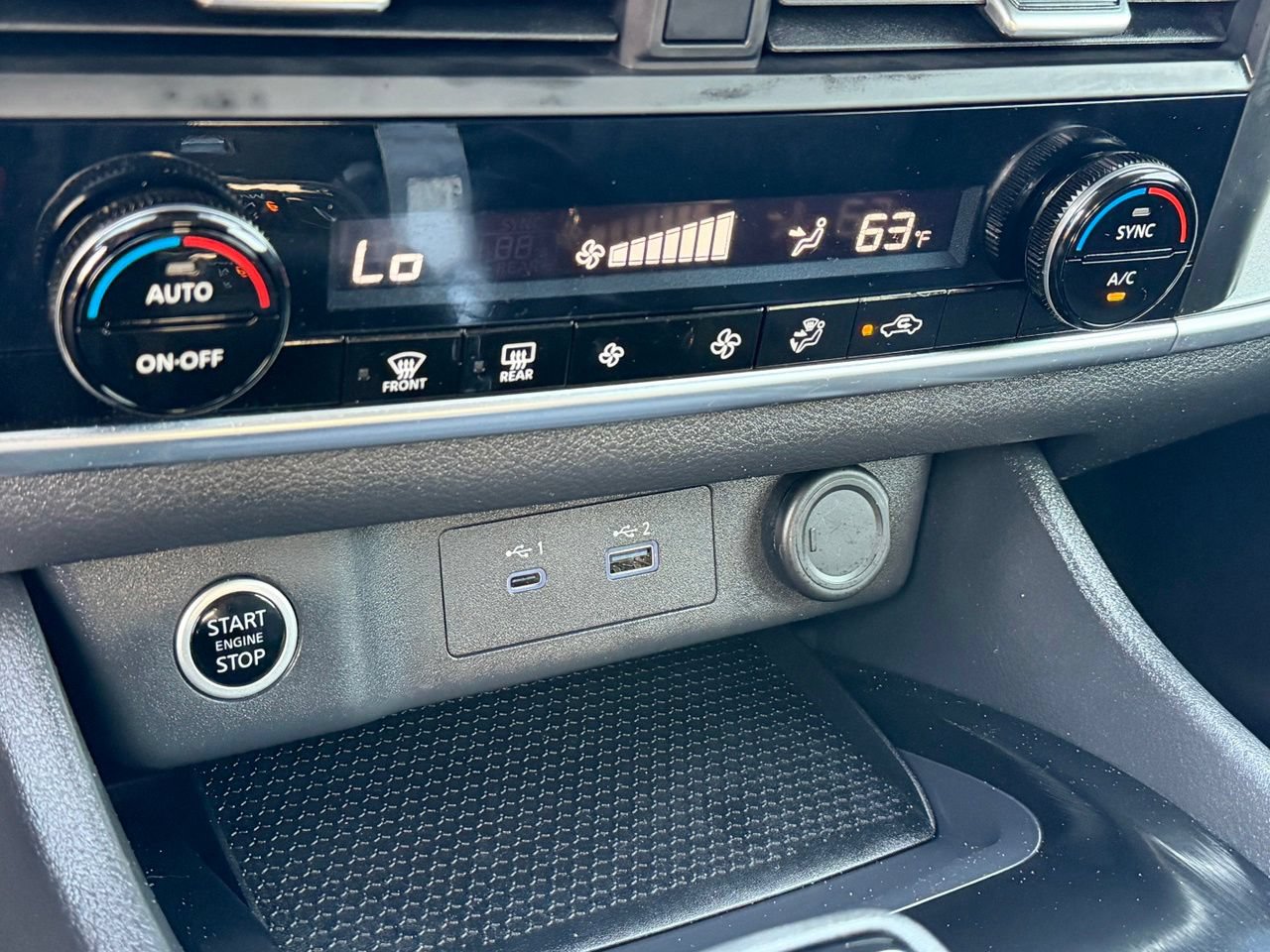 Certified 2023 Nissan Rogue SV FWD image 22