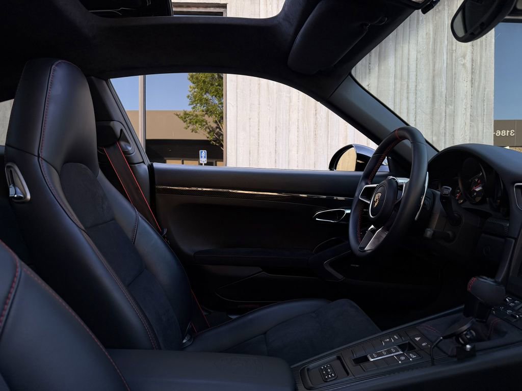 Used 2012 Porsche 911 Carrera RWD image 30