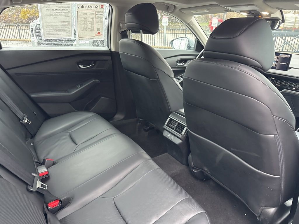 Used 2024 Honda Accord EX-L image 19