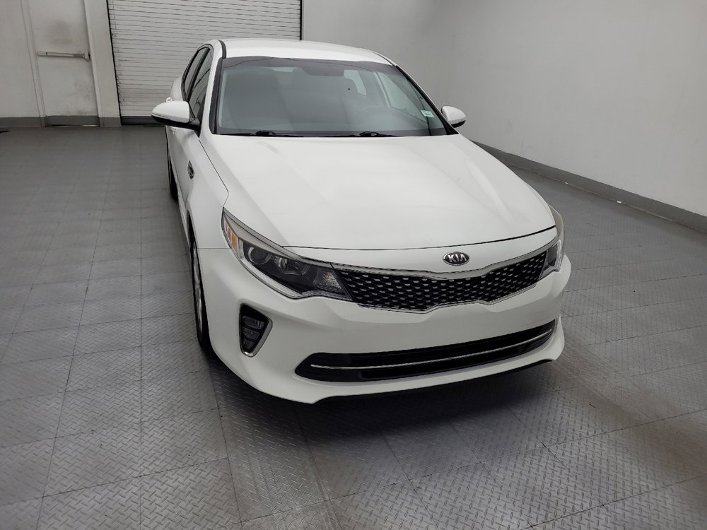 Used 2018 Kia Optima S FWD image 14