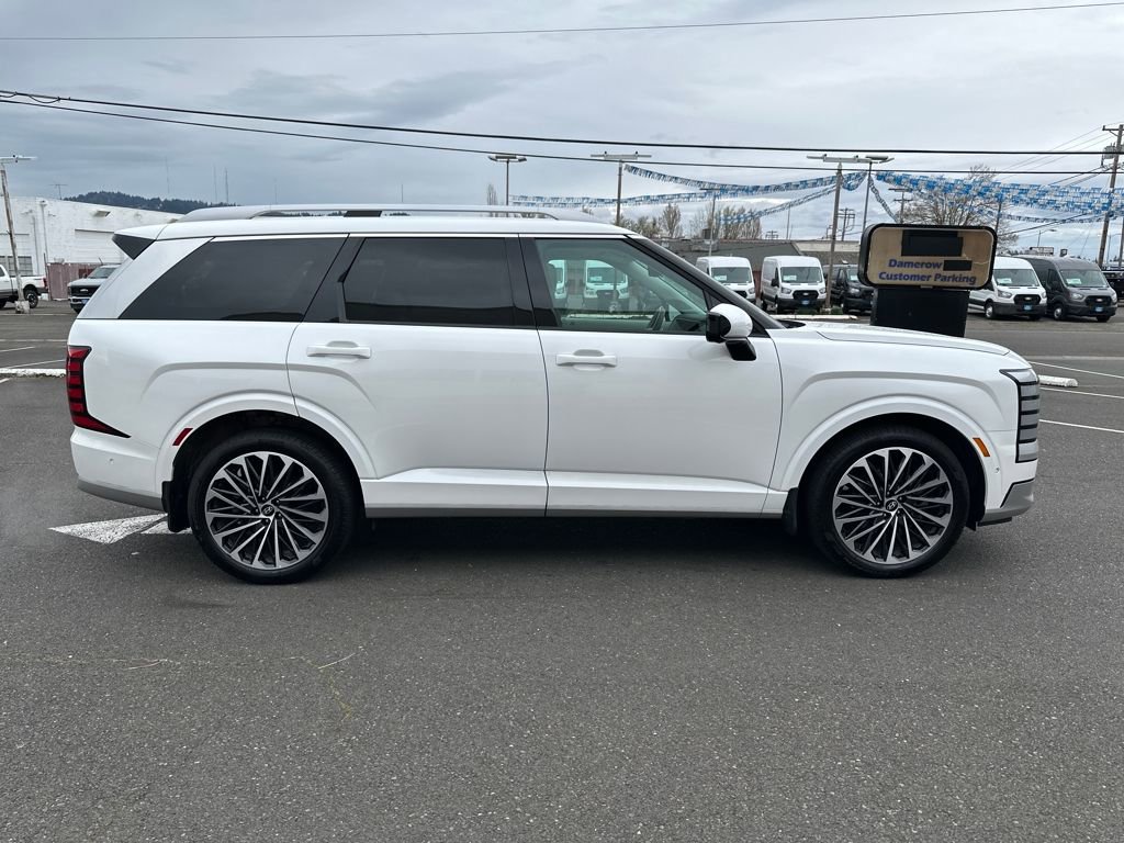 Used 2026 Hyundai Palisade Calligraphy image 7