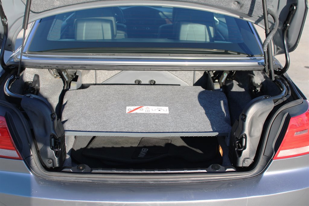 Used 2008 BMW 335i Convertible image 33
