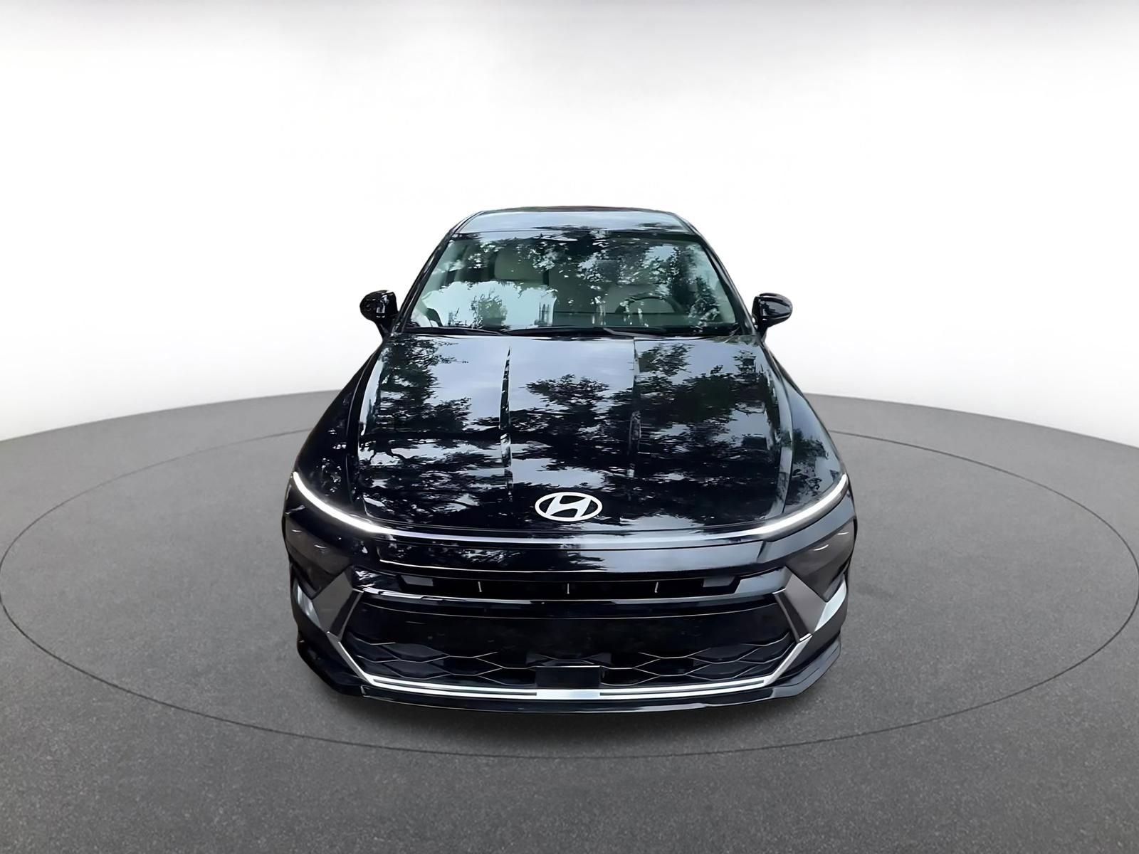 Used 2025 Hyundai Sonata SEL FWD image 4