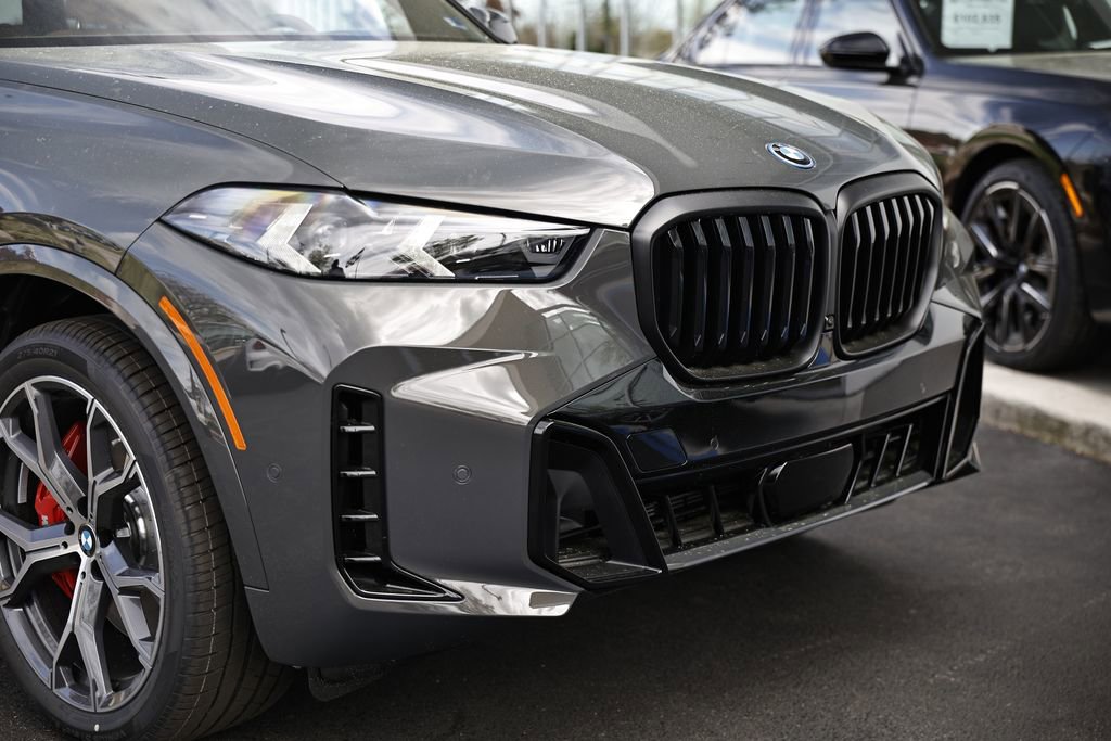 New 2026 BMW X5 xDrive50e w/ Executive Package AWD/4WD image 2