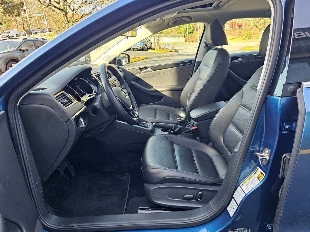 Used 2017 Volkswagen Jetta SEL image 20