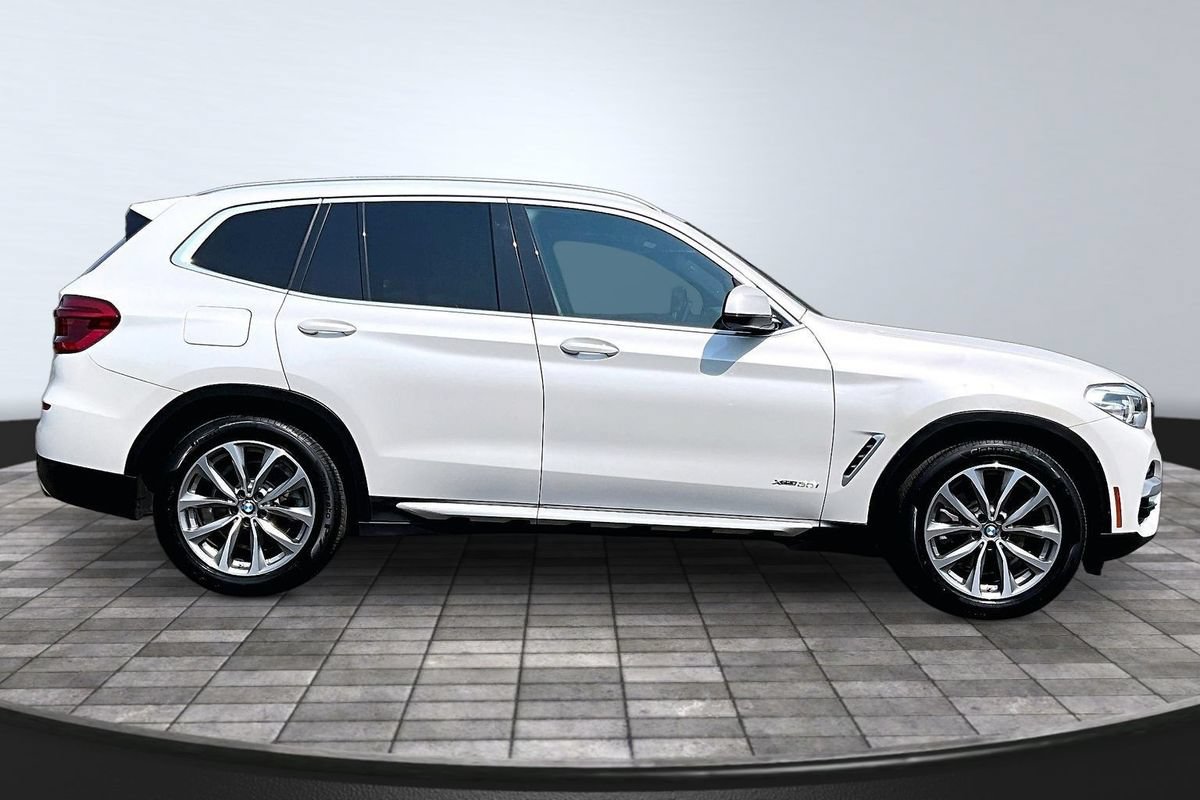 Used 2018 BMW X3 xDrive30i AWD/4WD image 8