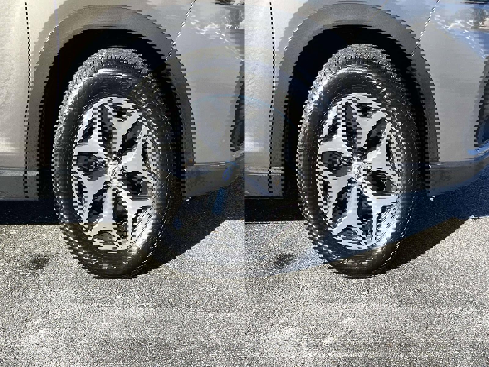 Used 2019 Subaru Forester Premium w/ All-Weather Package image 6