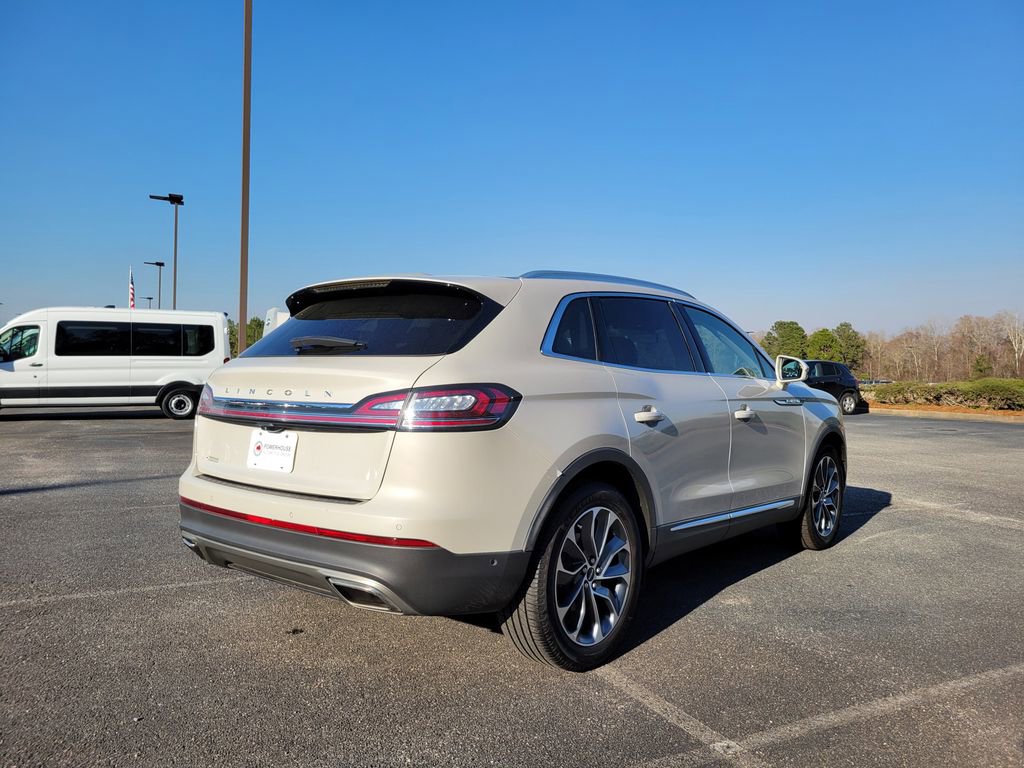 Used 2021 Lincoln Nautilus Reserve w/ Equipment Group 201A image 6