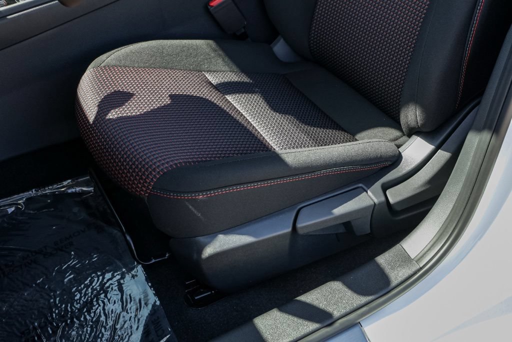 New 2027 Nissan Sentra SR FWD image 18
