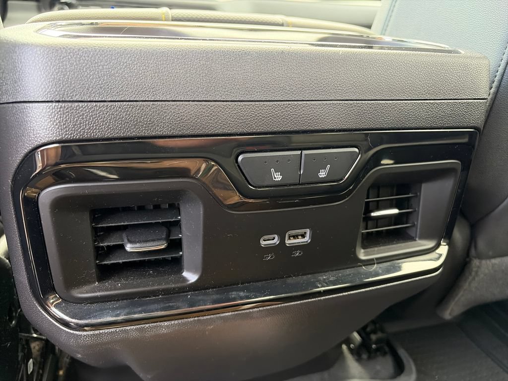 Used 2024 Chevrolet Silverado 1500 ZR2 w/ Technology Package AWD/4WD image 10