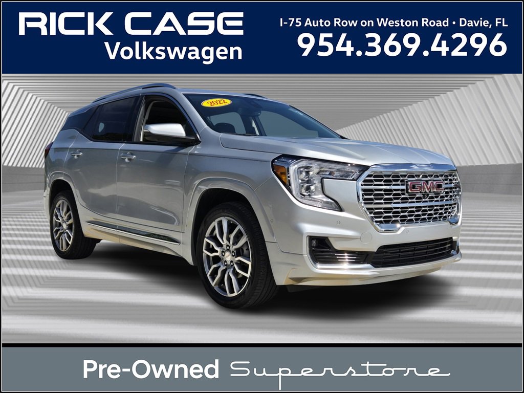 Used 2022 GMC Terrain Denali w/ Denali Premium Package