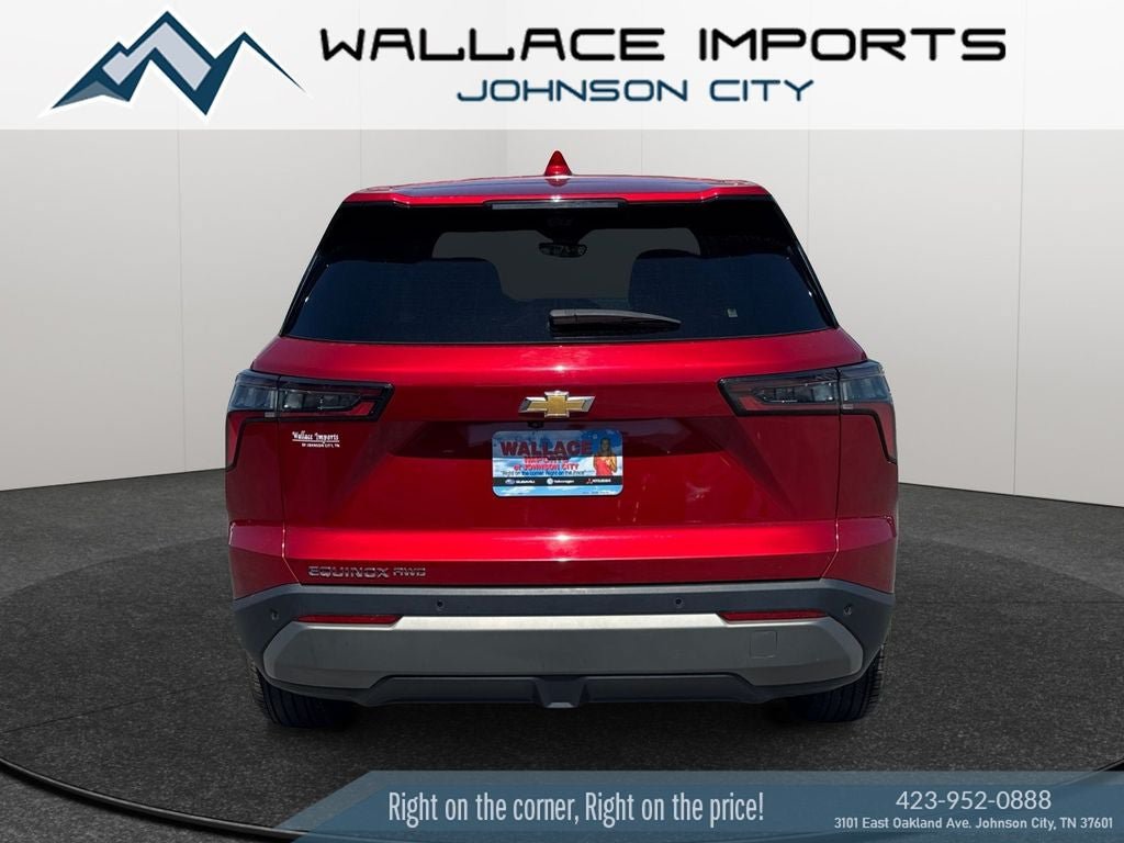 Used 2025 Chevrolet Equinox LT w/ Safety and Technology Package AWD/4WD image 4