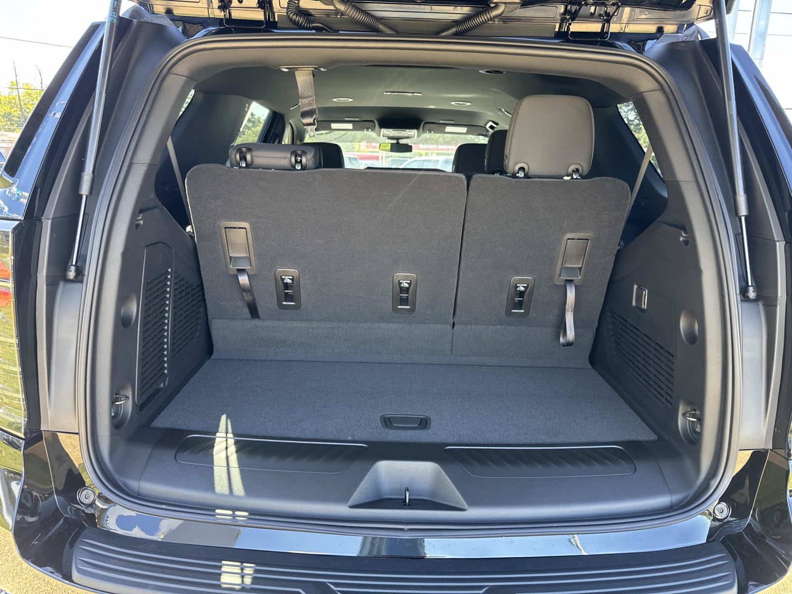 New 2026 Chevrolet Tahoe LS AWD/4WD image 7