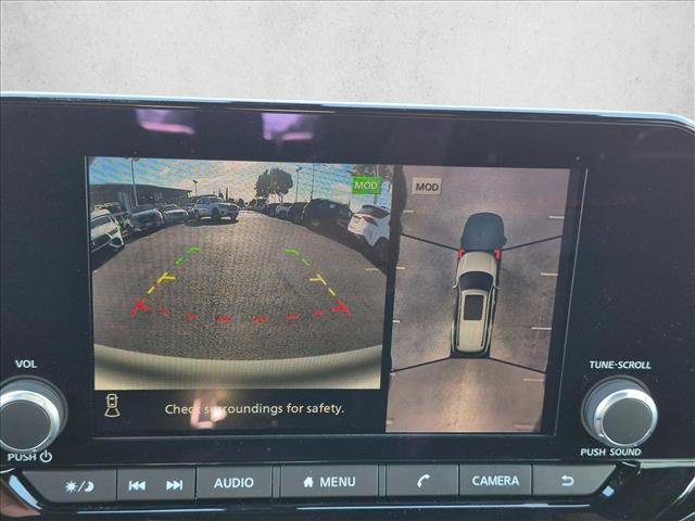 Used 2025 Nissan Pathfinder Rock Creek AWD/4WD image 14