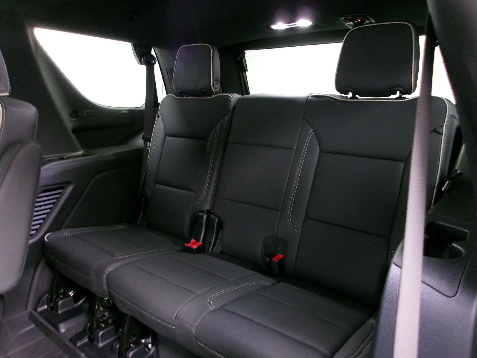 New 2026 Chevrolet Tahoe Premier w/ Sun And Tow Package AWD/4WD image 9