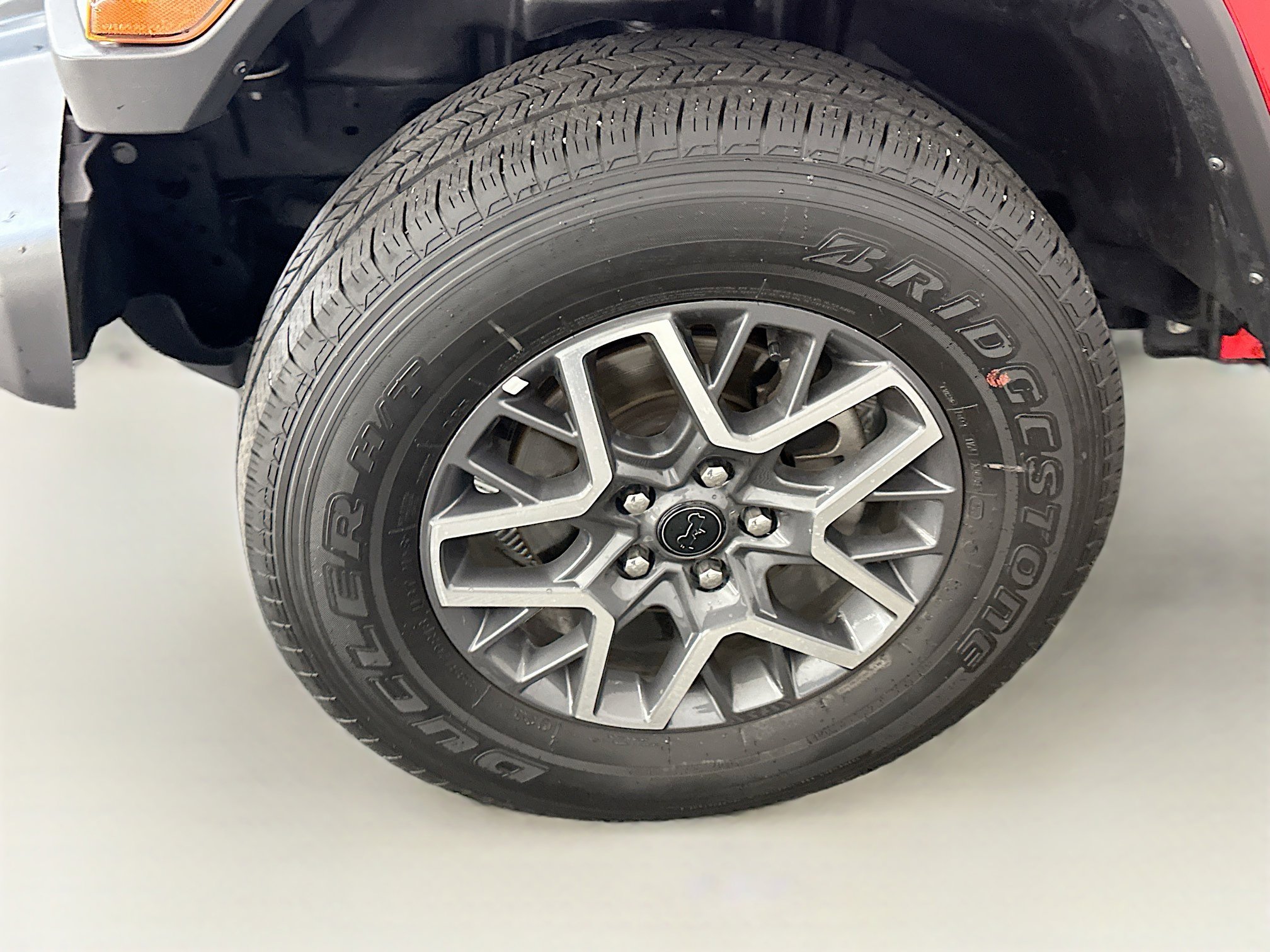 Used 2025 Jeep Wrangler Sahara image 11