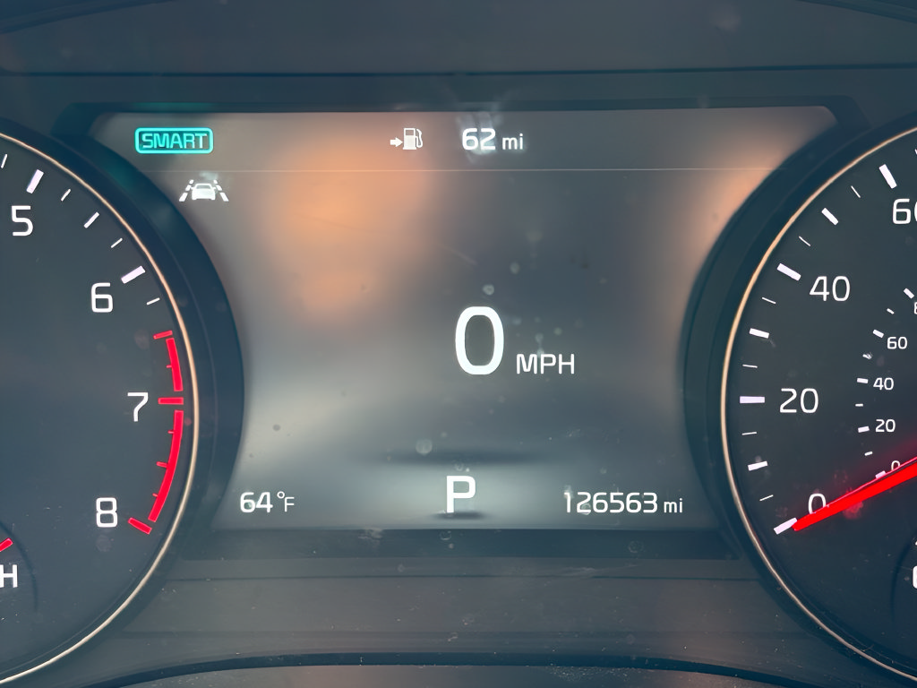 Used 2017 Kia Cadenza Technology FWD image 13