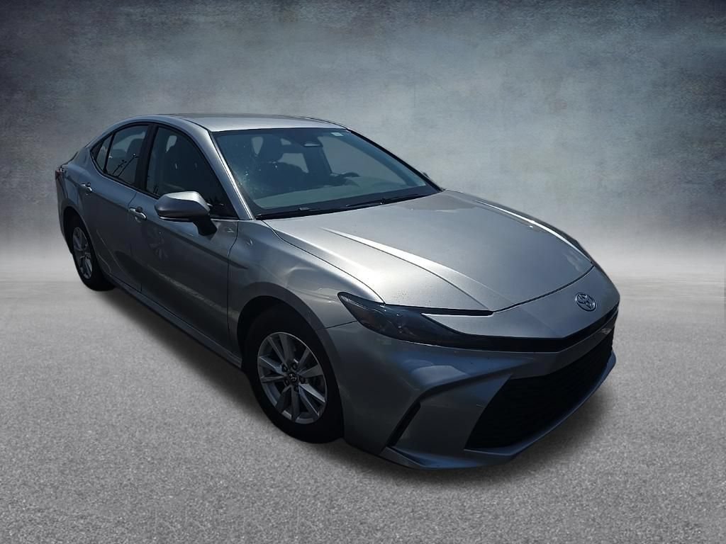 Used 2025 Toyota Camry LE FWD image 9