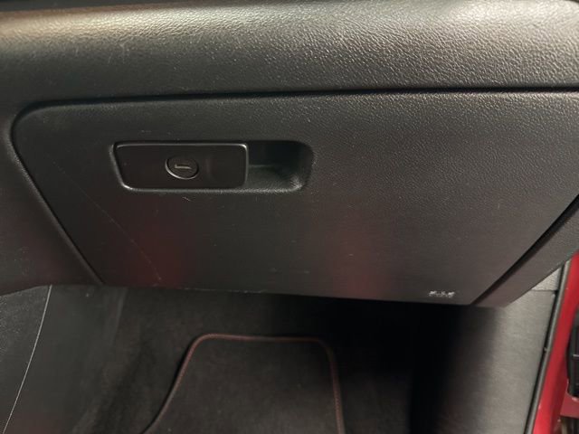 Used 2015 Jeep Cherokee Sport image 22