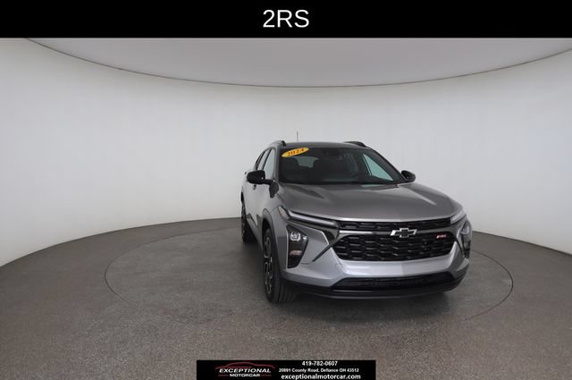 Used 2024 Chevrolet Trax RS w/ Driver Confidence Package FWD image 30