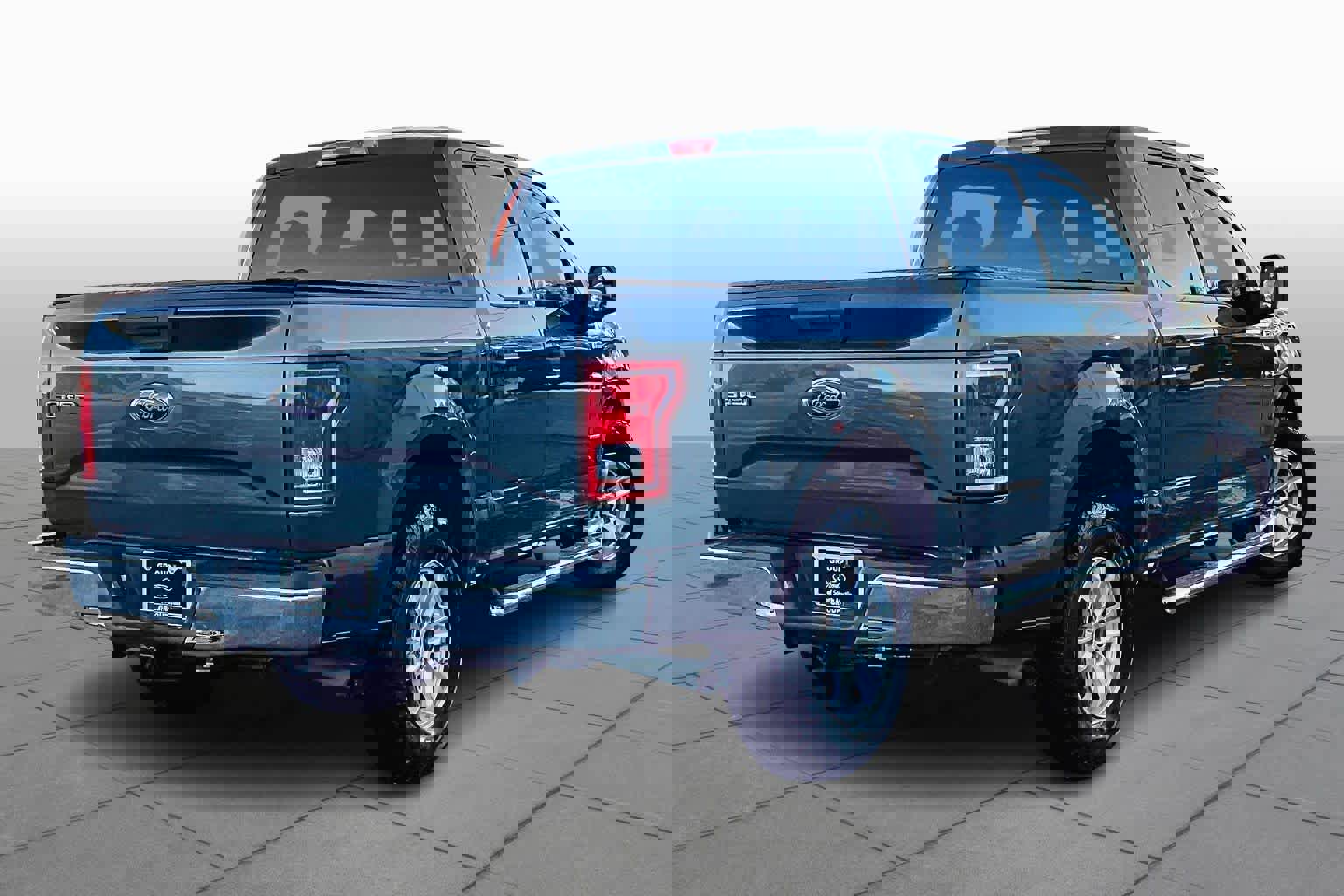 Used 2016 Ford F150 XLT image 13