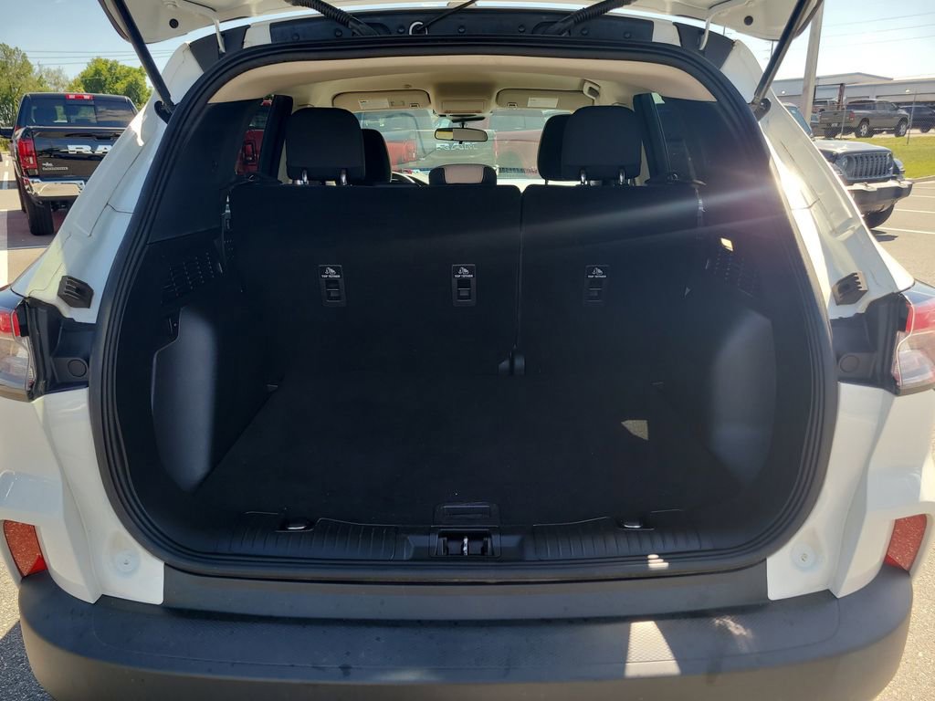 Used 2020 Ford Escape SE FWD image 7