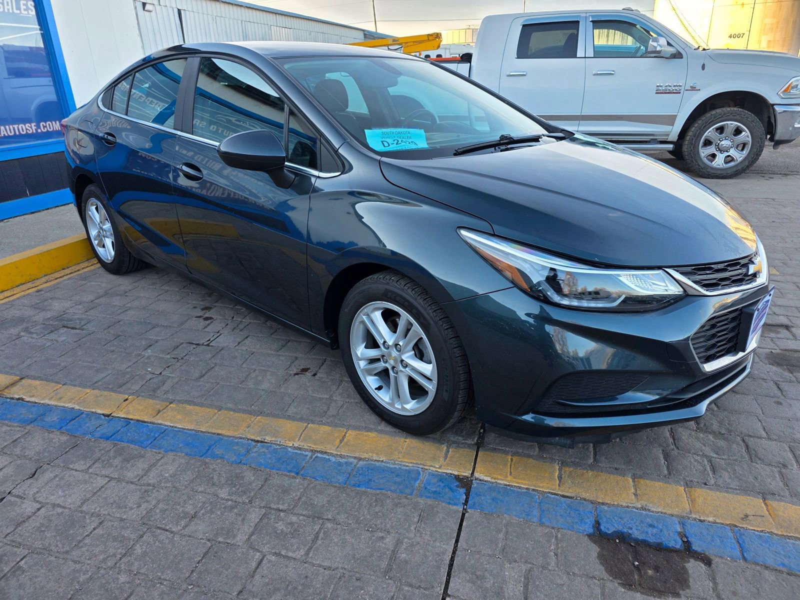 Used 2018 Chevrolet Cruze LT w/ LT Fleet Convenience Package image 3
