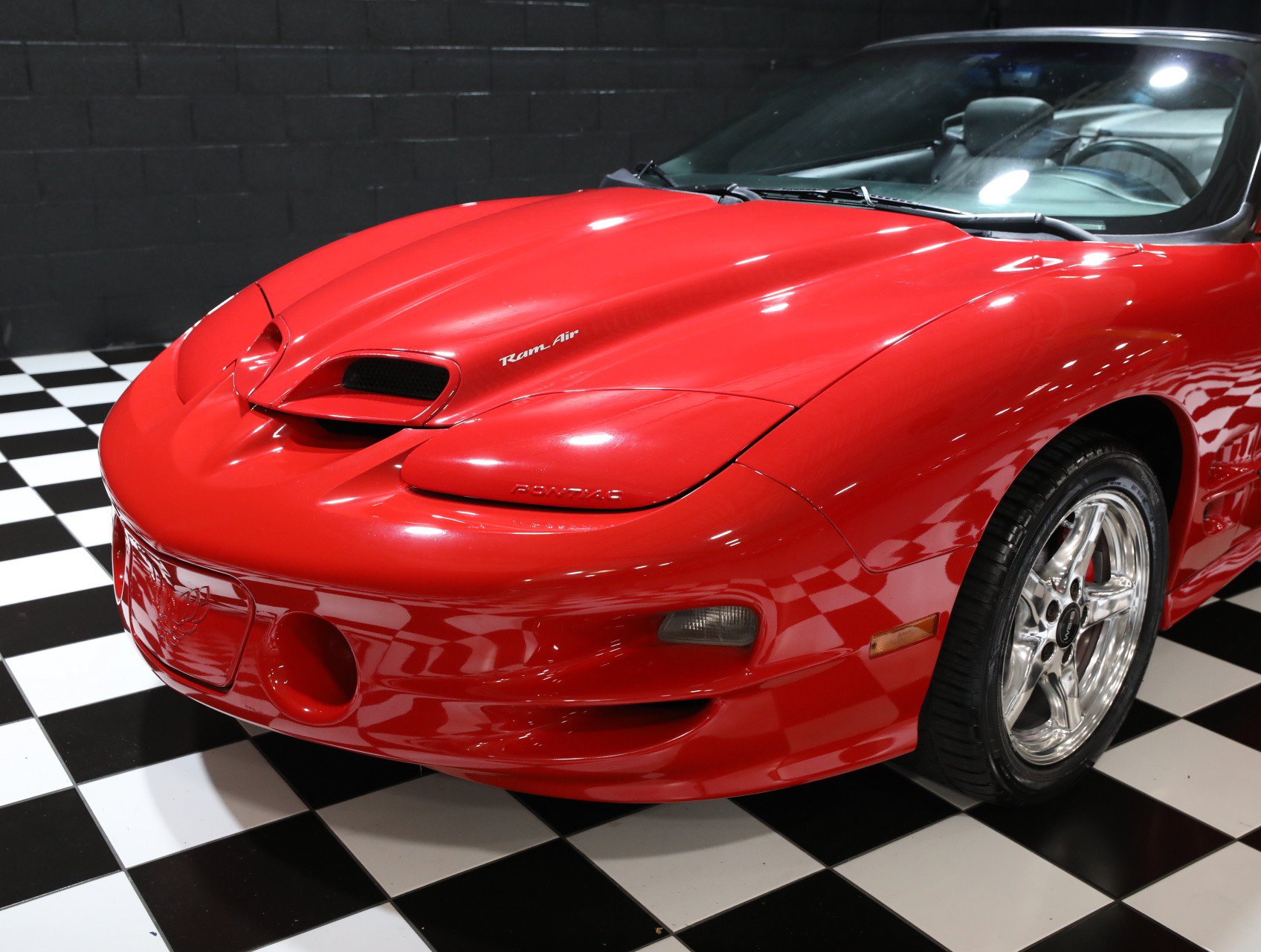 Used 1999 Pontiac Firebird Trans Am RWD image 15